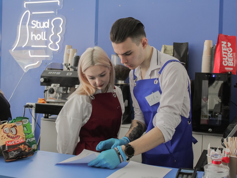  StudHall: �������� ����� ������� ����������� �������