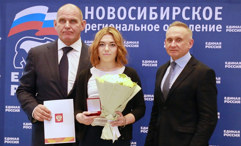 4mApQa85IPo111.jpg 4mApQa85IPo111.jpg